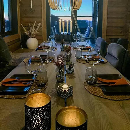 Modern And Spacious At Mosetertoppen *